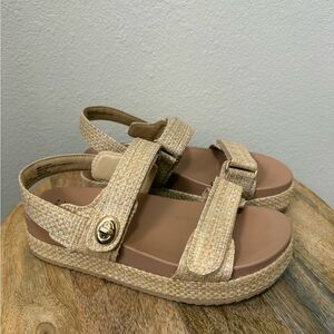 Women's Tan Platform Sandals
